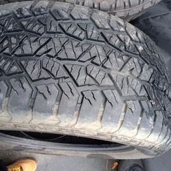 1 305/50r20