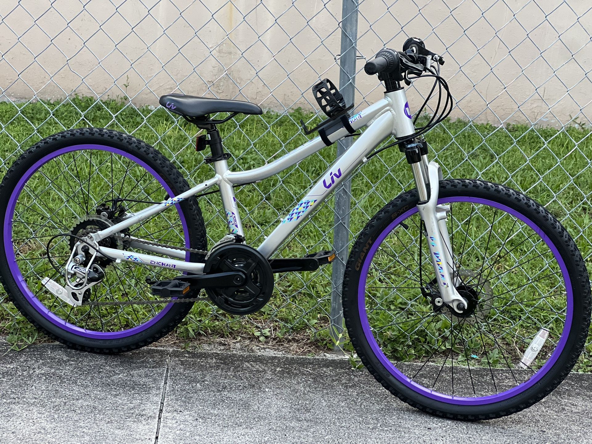 Giant Liv 24” Kids Bike