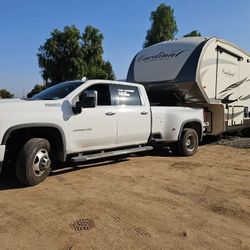 Towing,  Fifth Wheel,  Gooseneck,  RV Transport 