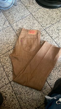 Levi pants 34x32 like new nice