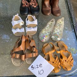 Six Pair Of Shoes 6 Párese De Zapatos 