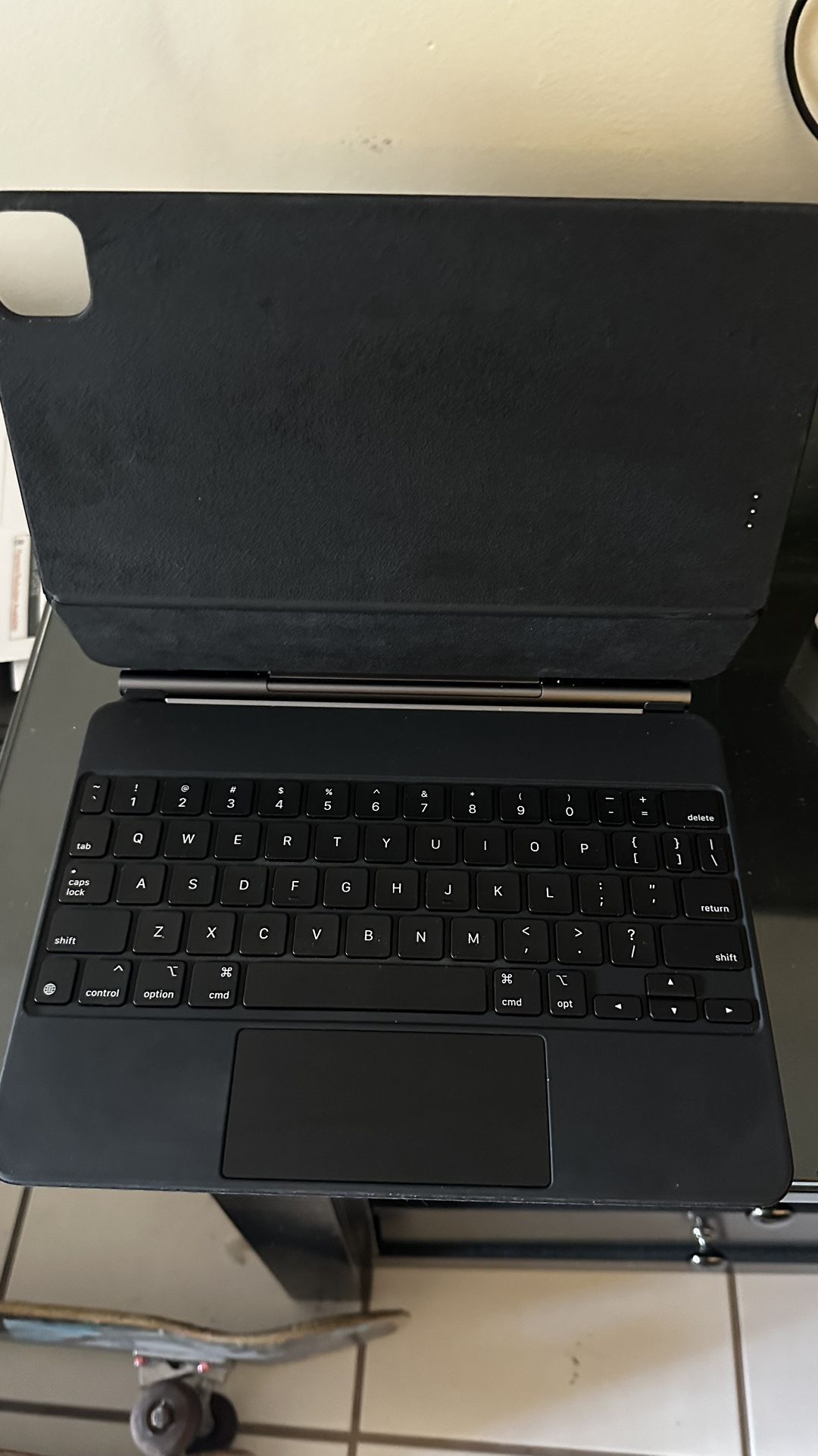 Magic Keyboard (11”)