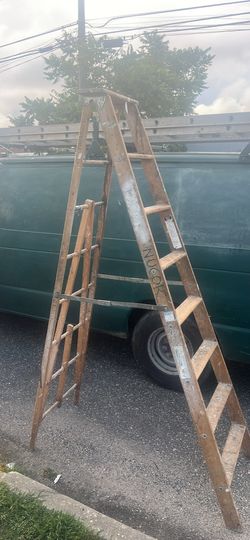 Ladder 8 Foot Wooden Sturdy
