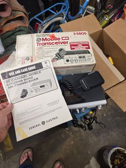 GE 3-5805 CB Radio