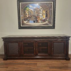 Lexington Furniture Trump Home Collection Solid Wood Sideboard Buffet 