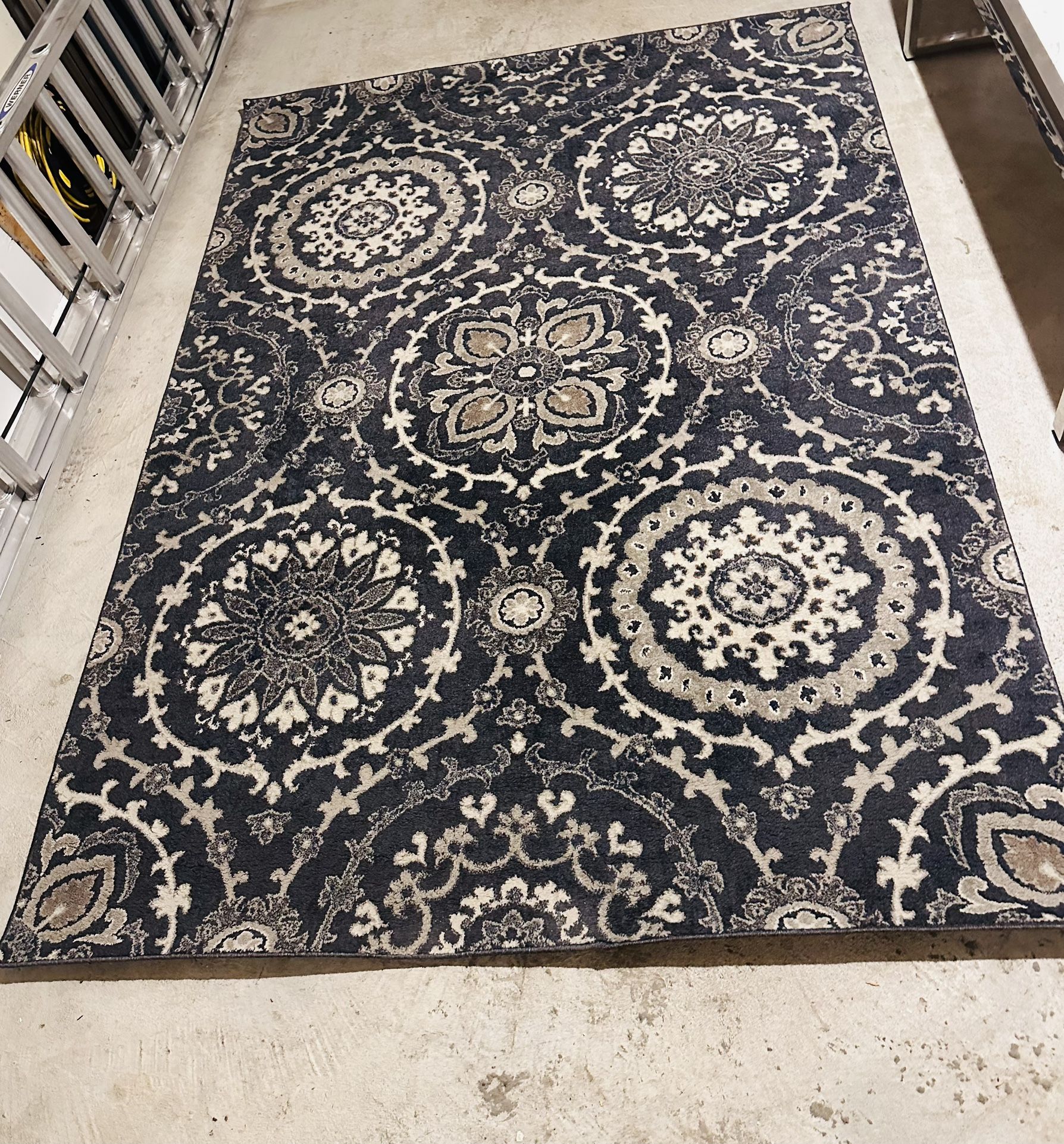 Free Pickup Room Mat Rug 62x90 Inches