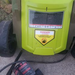 LAWN MOWER FREE NEEDS A REPAIR