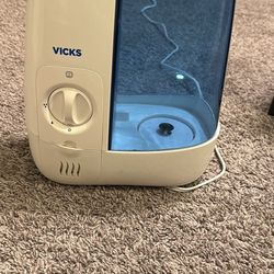 Vicks Humidifier-used Twice