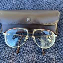 Vintage Reading Glasses With Case