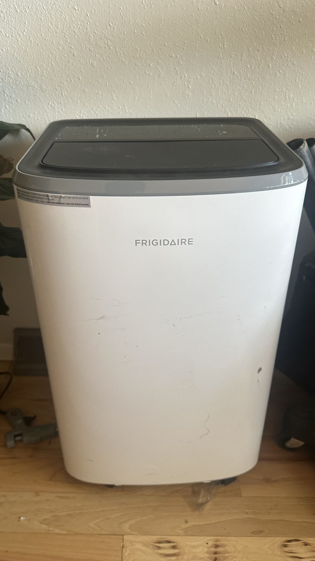 FHPW122AC1 Frigidaire Smart A/C