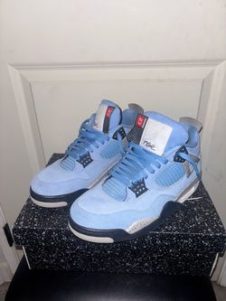 Air Jordan 4 University Blue Sneakers