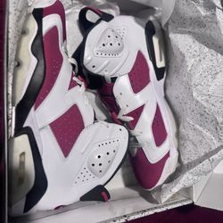 Air Jordan Retro 6 Carmine