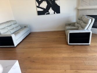 Reclining couches
