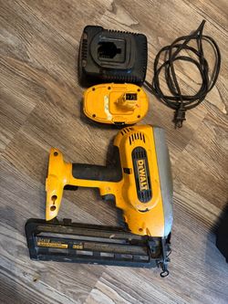 Dewalt DC618 16ga nail gun