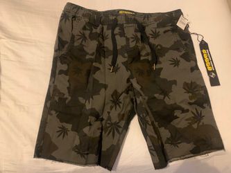 New Men’s Camo Shorts