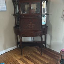Victorian era ladies desk
