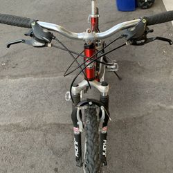 24 gears Mountain Bike