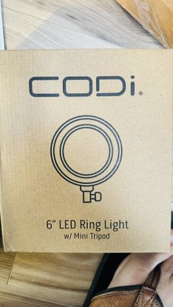 Codi Led Light Ring With Mini Tripod
