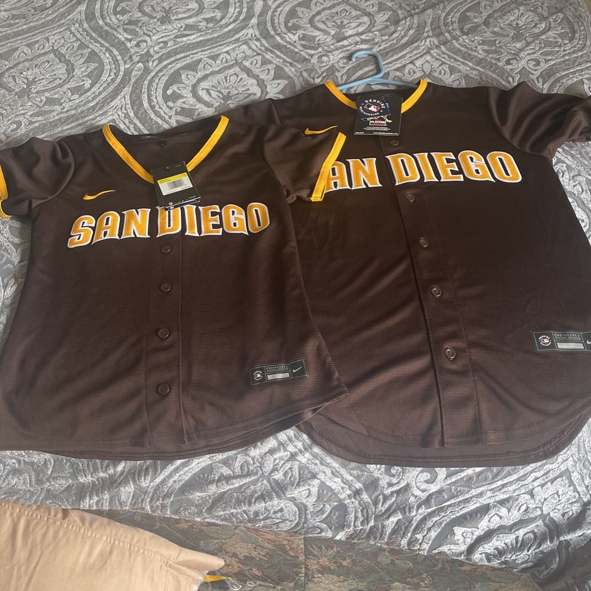 Texas Rangers Woman's baseball jersey for Sale in San Diego, CA - OfferUp