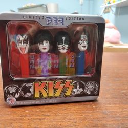 NIB Limited Edition  Kiss Pez Dispenser Set