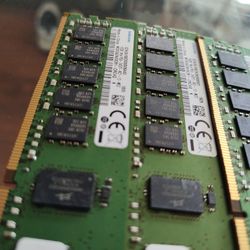 Samsung 16GB DDR4 1Rx4 PC4-2400T-RC1-12-MC0 ECC DIMM RAM