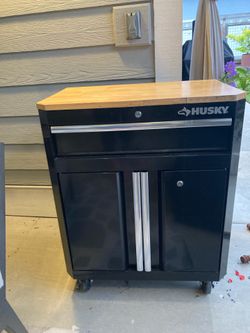 Freestanding cabinet