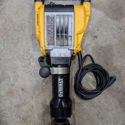 D25960K Dewalt 40lb Jack Hammer