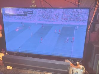 55” Insignia TV