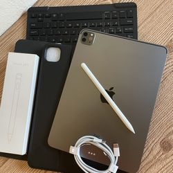 iPad Pro 11” (Face ID / 2020 model) 2nd Generation 128GB with keyboard case,  pen & Accessories 