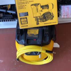 Compressor Performance 6 Gallon 165 PSI DEWALT Pneumatic 15° Coil Roofing Nailer