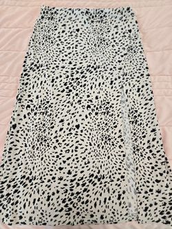 Animal print midi skirt with slit