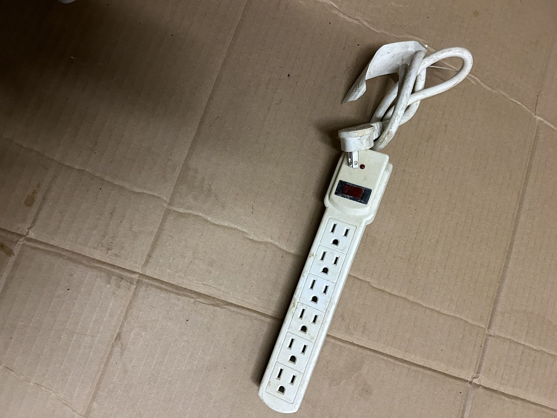 6outlet extension Cord