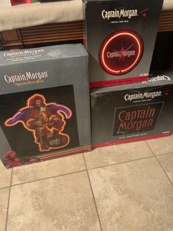 *****Reduced****Captain Morgan Collection neon signs and clock
