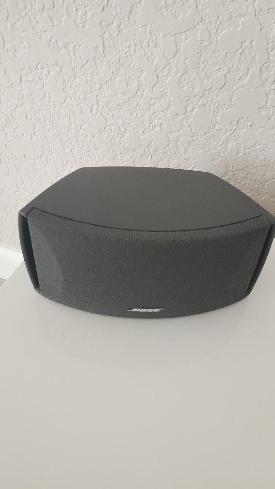 Pair Of Bose Speaker Grate Conditions