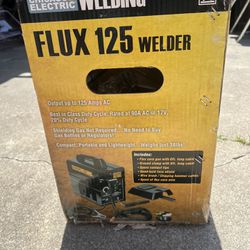 Chicago Electric FLUX 125 Welder