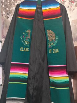 estola de graduacion class of 2026 con el aguila bordada