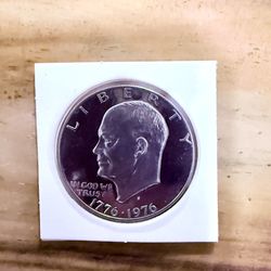 1976 S Eisenhower Silver Dollar Mint Condition. Beautiful Coin!