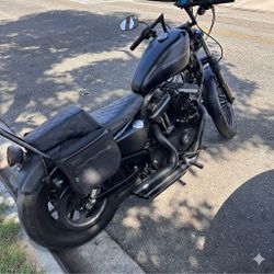 2011 Harley Davidson 883 iron