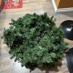 18 Feet of LIGHTED Garland 🌲 