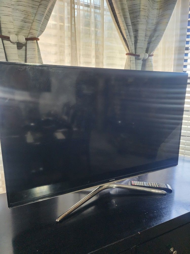 Samsung TV 40"