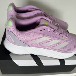 Adidas sneaker size 11