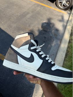 Jordan mocha 1’s