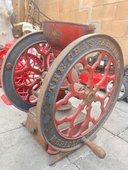 Antique Double Wheel Cover Grinder 1885