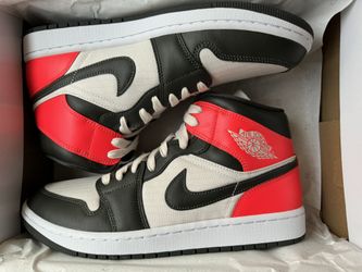 Women Retro 1 Mid SE