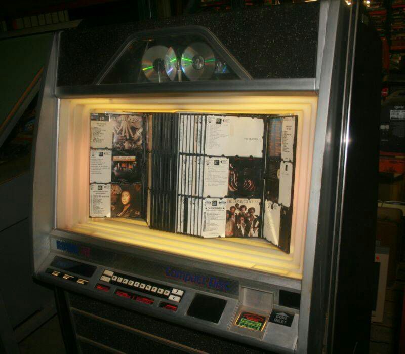 AMI Rowe 100 CD Jukebox