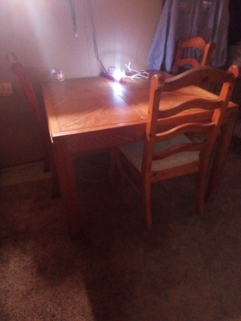 Kitchen Table 