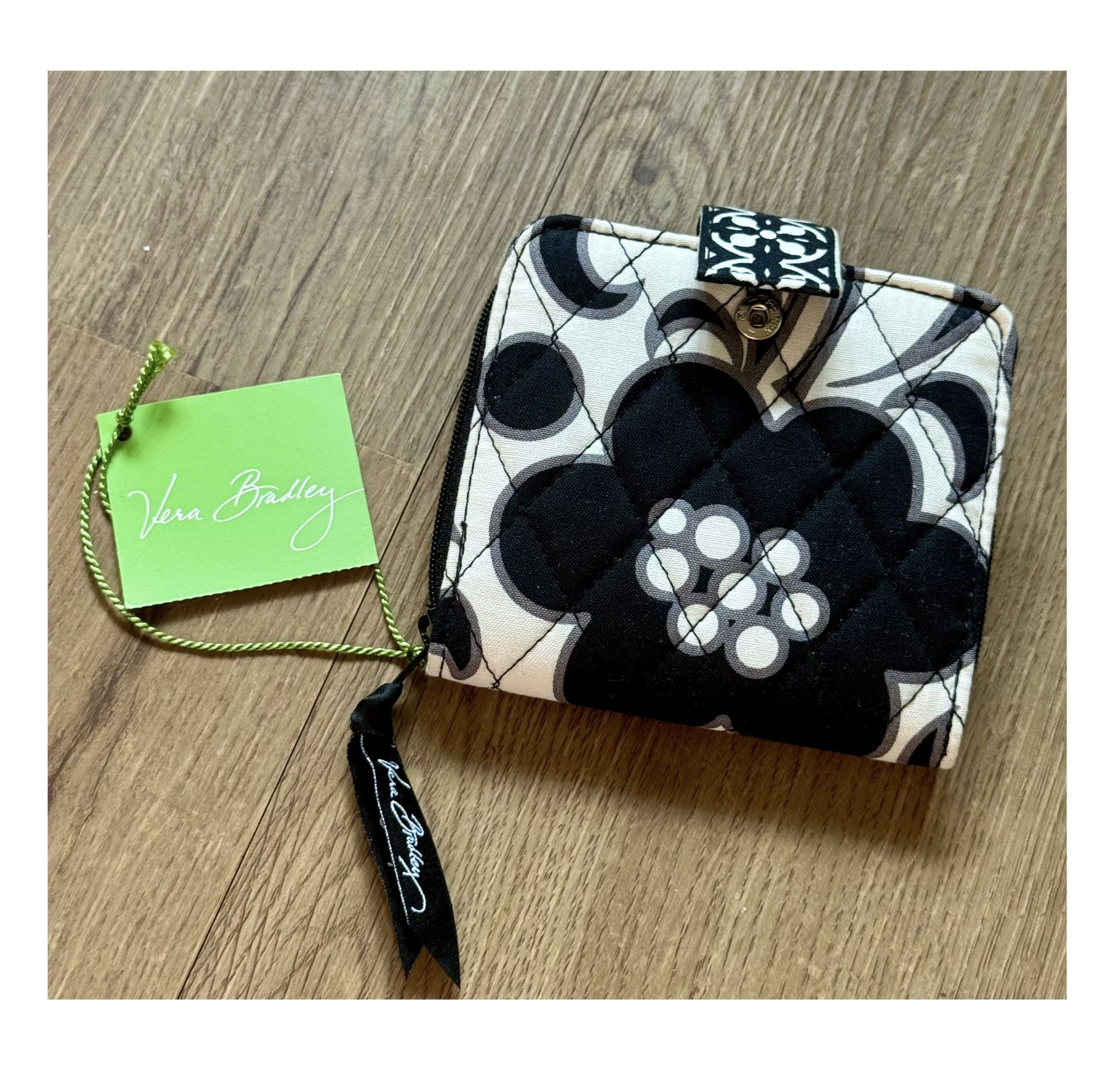 Brand new Vera Bradley NIGHT & DAY Mini ZIP WALLET COMPACT