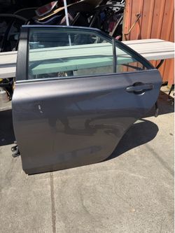 2015 2016 2017 TOYOTA CAMRY LEFT DRIVER SIDE REAR DOOR OEM INSURANCE QUALITY