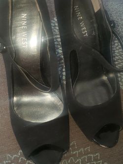 Nine West MaryJanes (Black Seude)