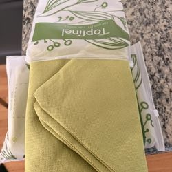 4 20x20 Pillow Covers Brand New